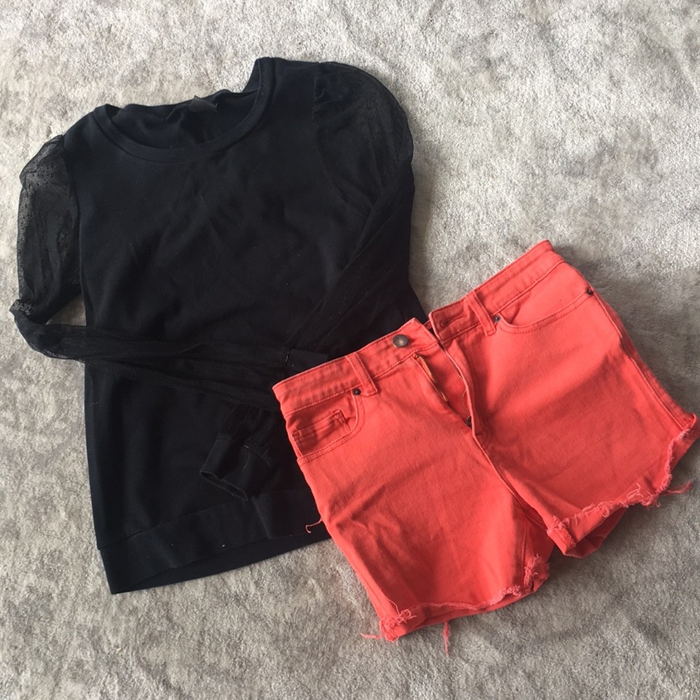 Sheer sleeve sweatshirt from silence and noise